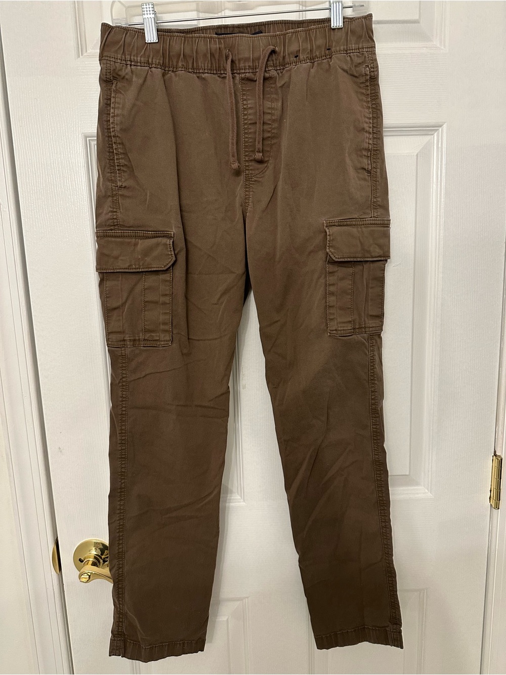 Hollister Men's Cargo Pants in Brown with Drawstring Waist